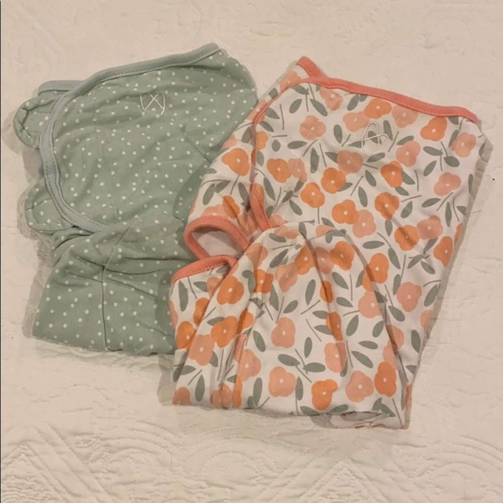 SwaddleMe swaddles